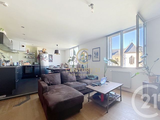 Appartement T2 à vendre - 2 pièces - 52.12 m2 - RENNES - 35 - BRETAGNE - Century 21 Reine Immobilier