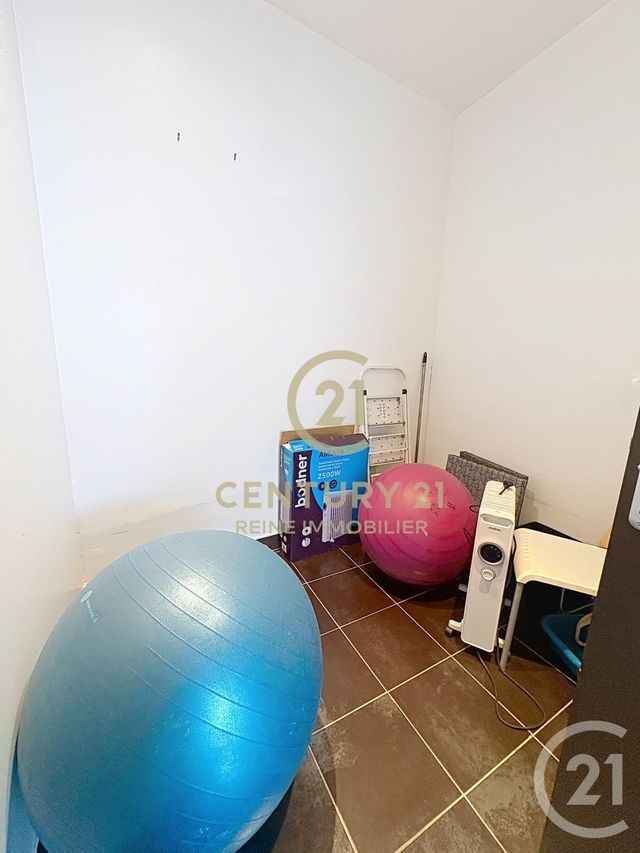 Appartement Autre à louer - 2 pièces - 26.11 m2 - RENNES - 35 - BRETAGNE - Century 21 Reine Immobilier