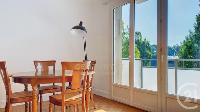 Appartement F4 à louer - 4 pièces - 77.35 m2 - RENNES - 35 - BRETAGNE - Century 21 Reine Immobilier
