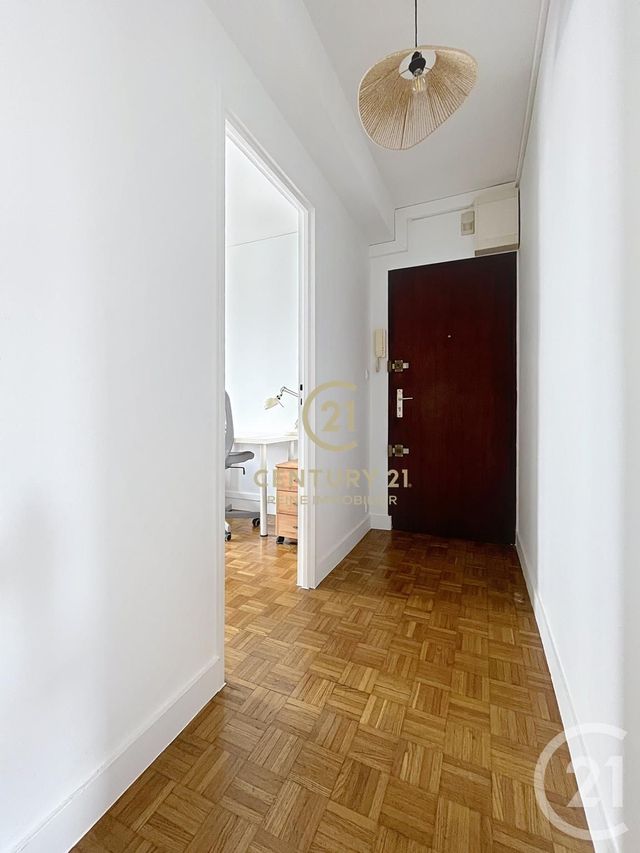 Appartement F4 à louer - 4 pièces - 77.35 m2 - RENNES - 35 - BRETAGNE - Century 21 Reine Immobilier