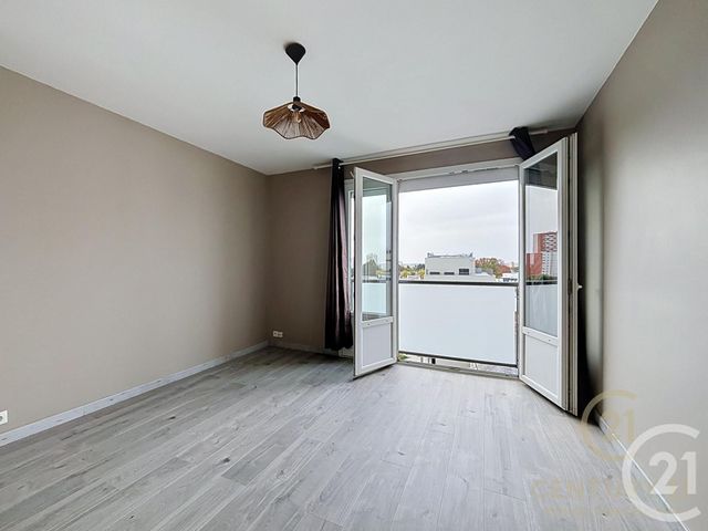 Appartement T1 à vendre - 1 pièce - 28.1 m2 - RENNES - 35 - BRETAGNE - Century 21 Reine Immobilier