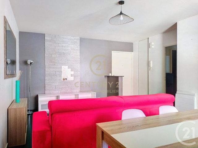 Appartement T2 à louer - 2 pièces - 50.0 m2 - ORGERES - 35 - BRETAGNE - Century 21 Reine Immobilier