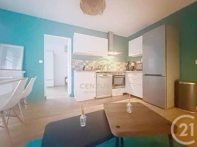 Appartement F5 à louer - 5 pièces - 87.8 m2 - RENNES - 35 - BRETAGNE - Century 21 Reine Immobilier