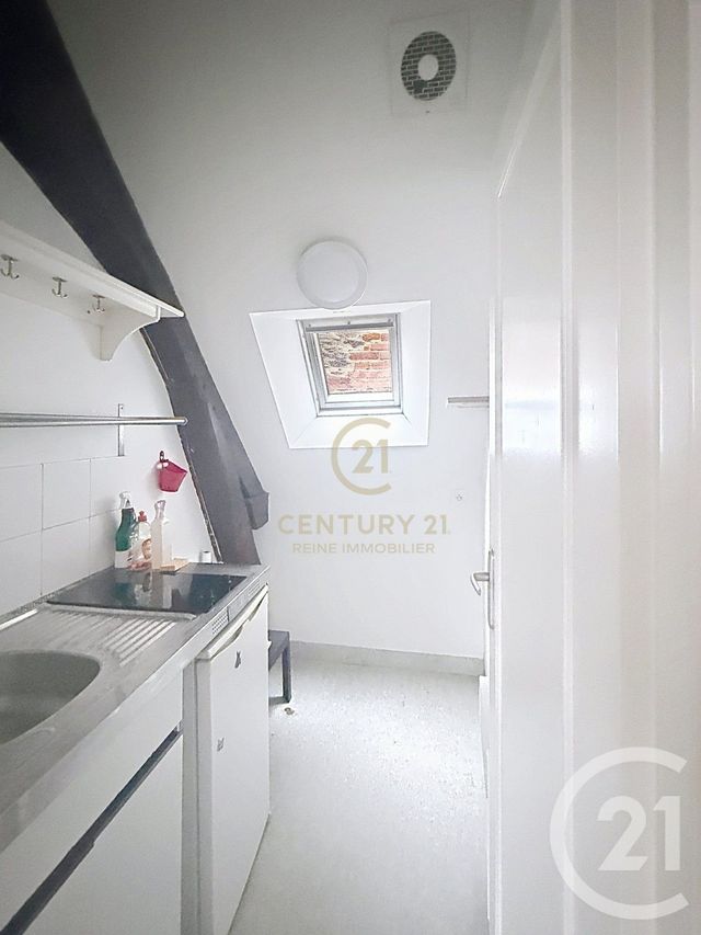 Appartement F1 à louer - 1 pièce - 20.01 m2 - RENNES - 35 - BRETAGNE - Century 21 Reine Immobilier