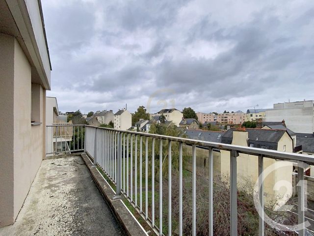 Appartement F1 à vendre - 1 pièce - 27.61 m2 - 35 - BRETAGNE - Century 21 Reine Immobilier