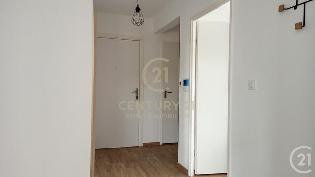Appartement T4 à louer - 4 pièces - 83.98 m2 - RENNES - 35 - BRETAGNE - Century 21 Reine Immobilier