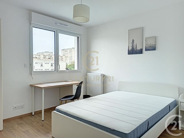 Appartement T4 à louer - 4 pièces - 83.98 m2 - RENNES - 35 - BRETAGNE - Century 21 Reine Immobilier